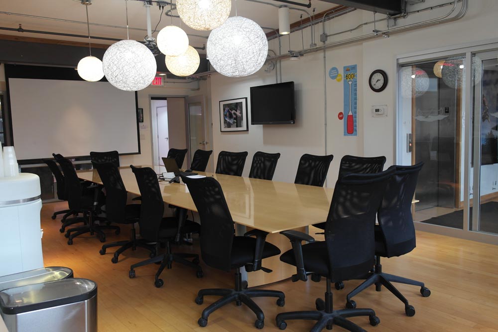 Ooch Downtown Toronto | 140-Person Event & Meeting Space w/ Sports Court
